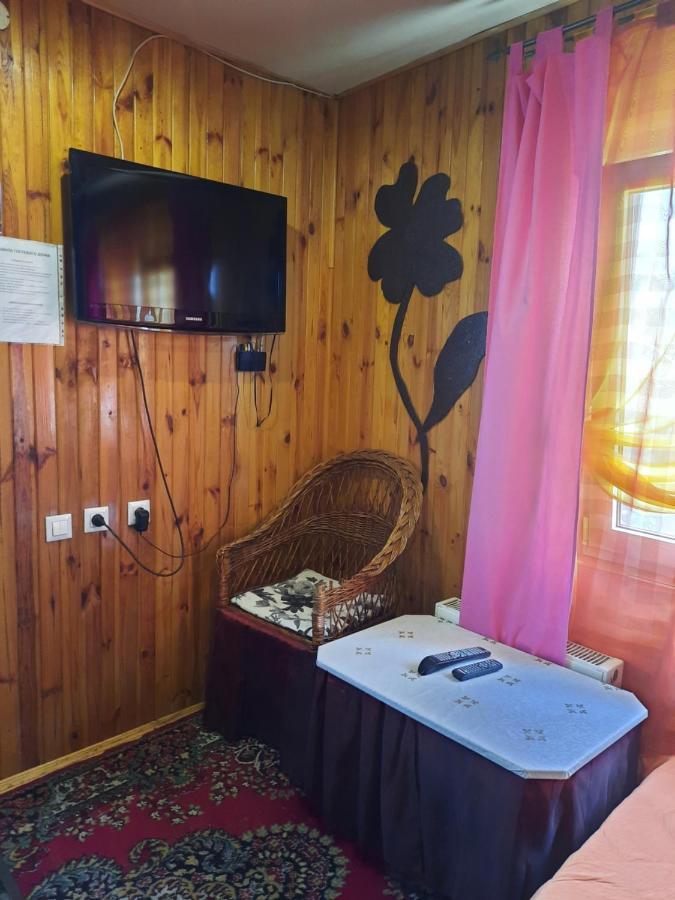 Kitech Guest House Odessa Buitenkant foto