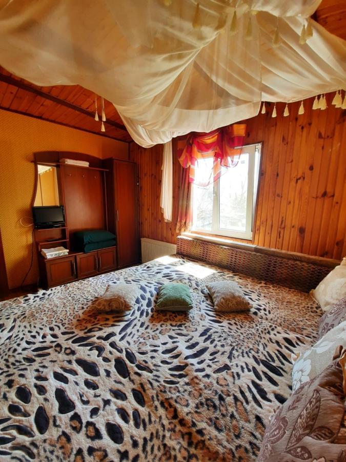 Kitech Guest House Odessa Buitenkant foto