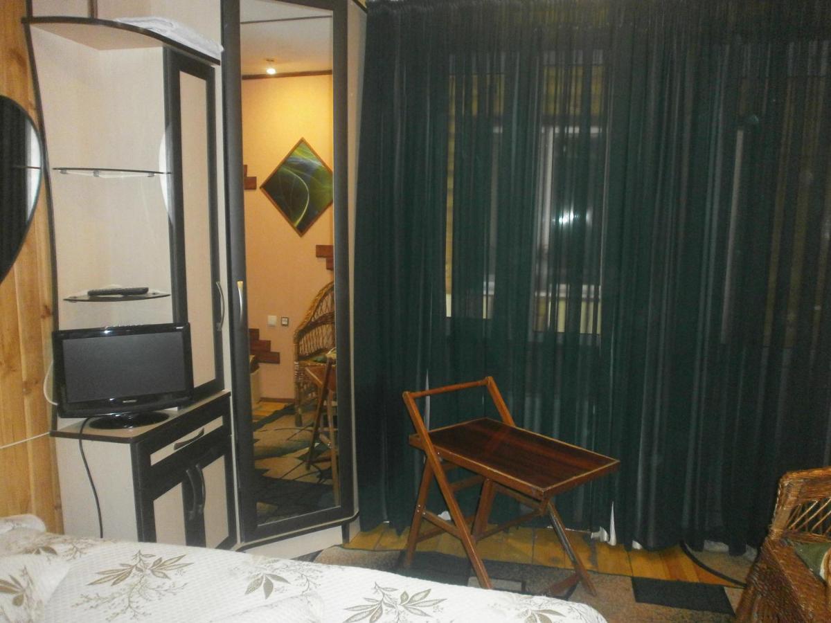 Kitech Guest House Odessa Buitenkant foto