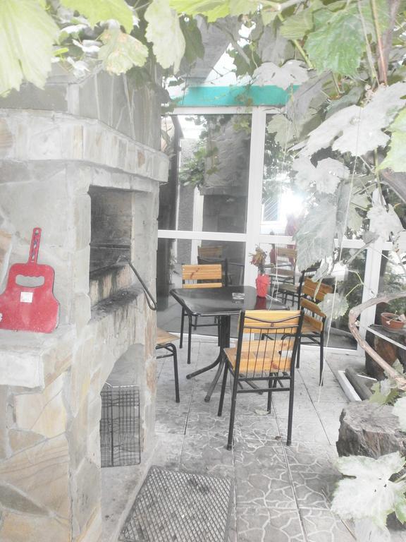 Kitech Guest House Odessa Buitenkant foto