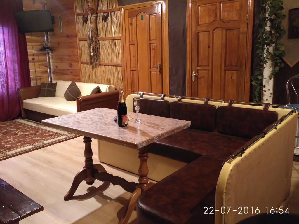 Kitech Guest House Odessa Buitenkant foto