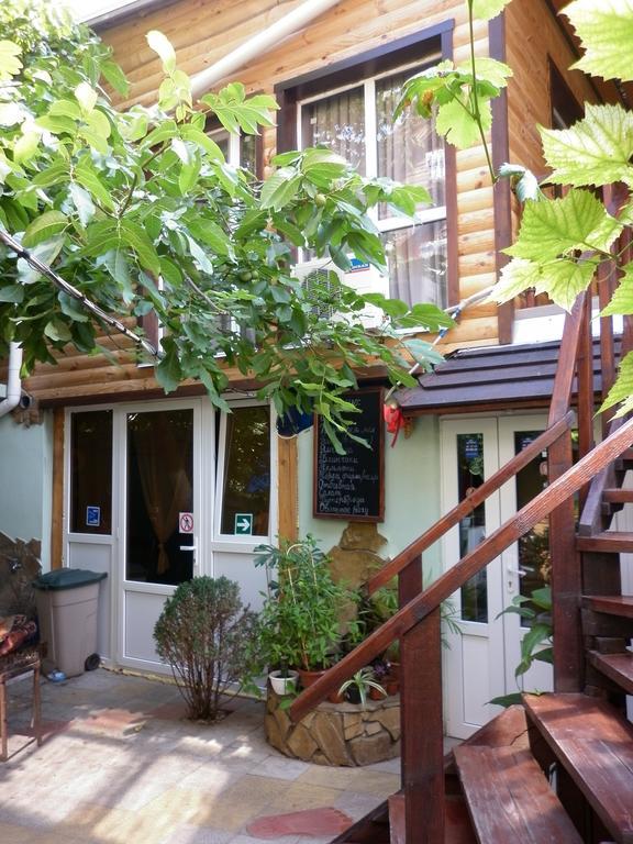 Kitech Guest House Odessa Buitenkant foto
