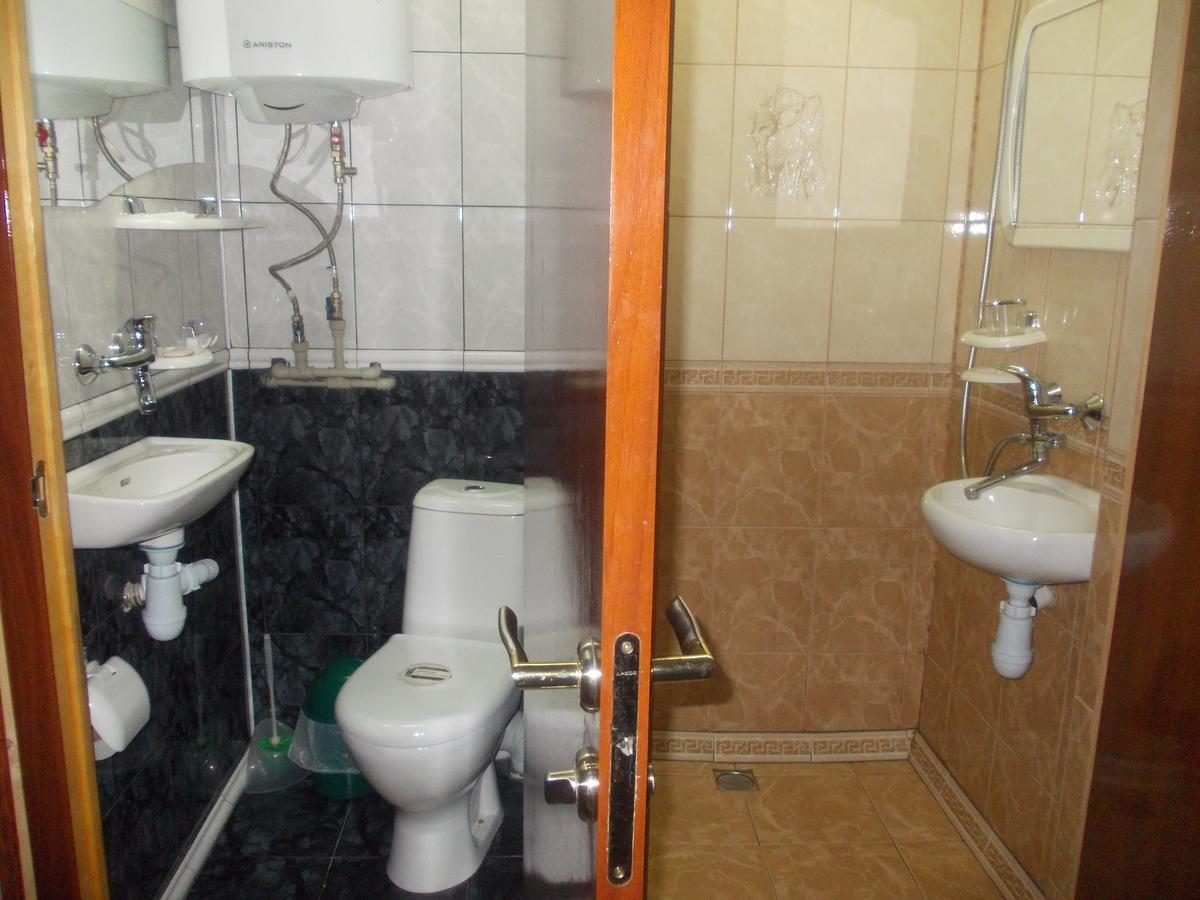 Kitech Guest House Odessa Buitenkant foto