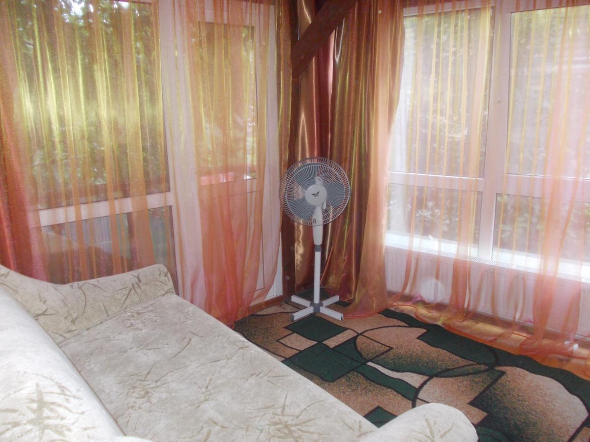 Kitech Guest House Odessa Buitenkant foto